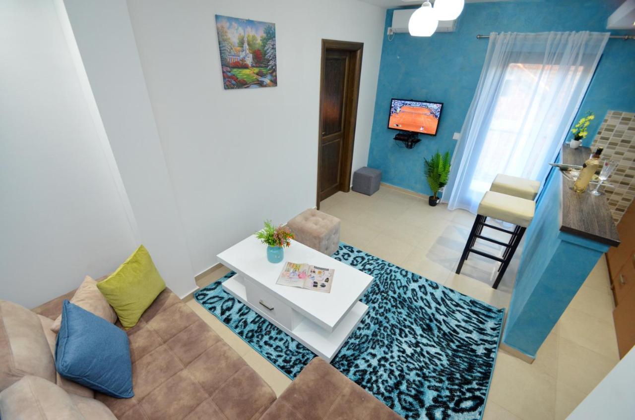 Apartments Lux S Tivat Exteriör bild
